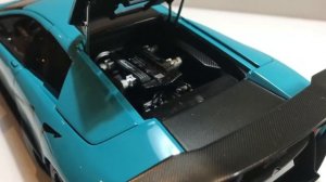 Turquoise Rage: Autoart 1/18 Lamborghini Murcielago LP670 4 SV