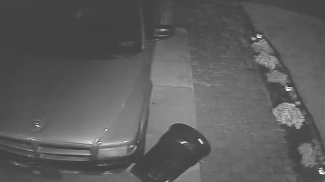 truck unlocks itself смотреть онлайн