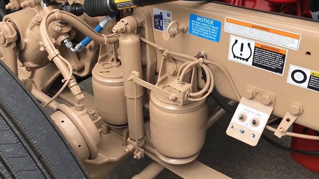 2018 389 300" Peterbilt X15 Cummins 18 SPeed 2050 Torque Platinum смотреть онлайн