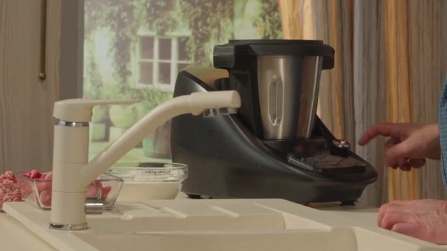 Кухонный робот Atvel KitchenBot M1 | Баклажановая каша