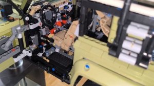 Аналог Lego Land Rover Defender из AliExpress!