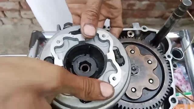 complete engine assembling CD100/mukammal engine fitting United 100cc||Working Complete Details Eas смотреть онлайн