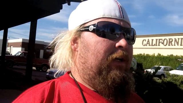 SLIVAN #169 - Car broken into, Flakey Make-up artist strikes again & Asa Akira смотреть онлайн