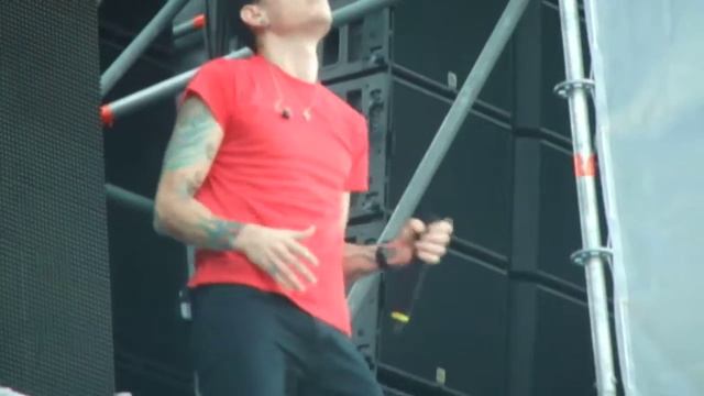 Linkin Park- Numb live Moscow 23.06.11 смотреть онлайн