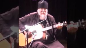 Все вернемся русскими - песня настоятеля храмов Успения Божией Матери и Рождества Христова