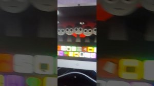 Me play on the sprunki be like