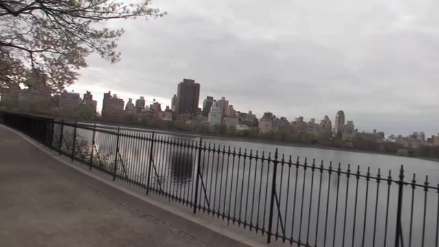 Vappupäivän aamu 2015 Central Park, NYC смотреть онлайн