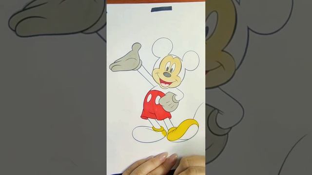 Coloring Mickey Mouse! смотреть онлайн