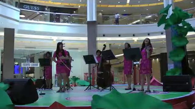 Shanghai Tan Erhu смотреть онлайн