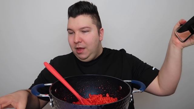 FLAMIN' HOT CHEETOS MAC 'N' CHEESE • Mukbang & Recipe смотреть онлайн
