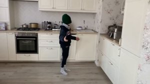 VLOG АЛИСА пригласила в ГОСТИ ДРУЗЕЙ ! Шоппинг на рынке в станице ! Я начала худеть !