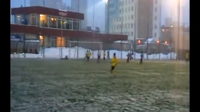 15) Химки-Школа мяча 2-4 (опасный момент).mp4 смотреть онлайн