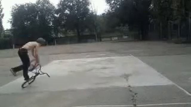 Вышел покатать и начел делать новый линк))) смотреть онлайн