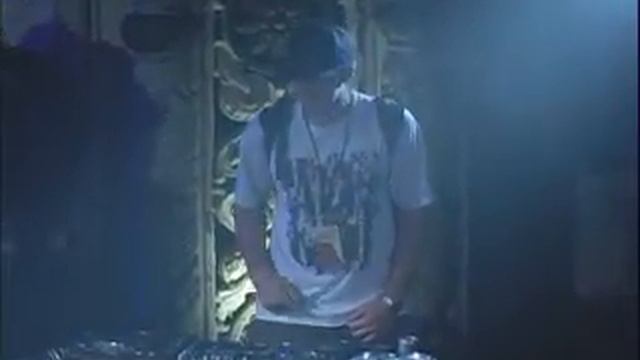 Redbull Big Tunes 2009 J"mac vs nascent смотреть онлайн
