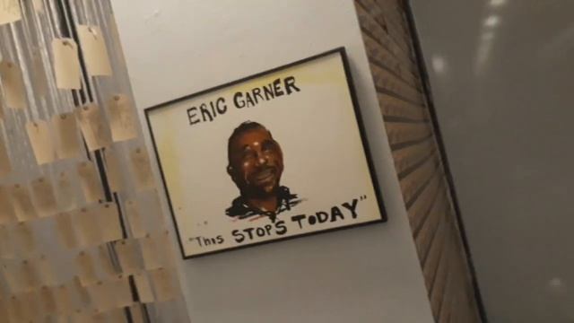 The Broken Window Policy Ruined New York City - Art And Activism Merge Against Police Corruption QB смотреть онлайн