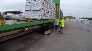 Загрузка контейнера и полуприцепа еврофур