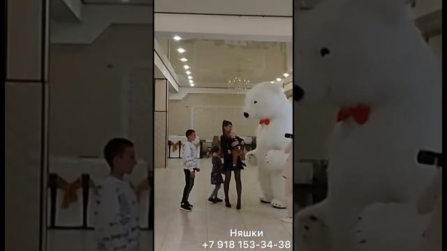 Поздравление от белого мишки #ростовыекуклы