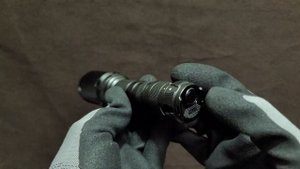 Nitecore SRT7i Simple Review （with subtitles）