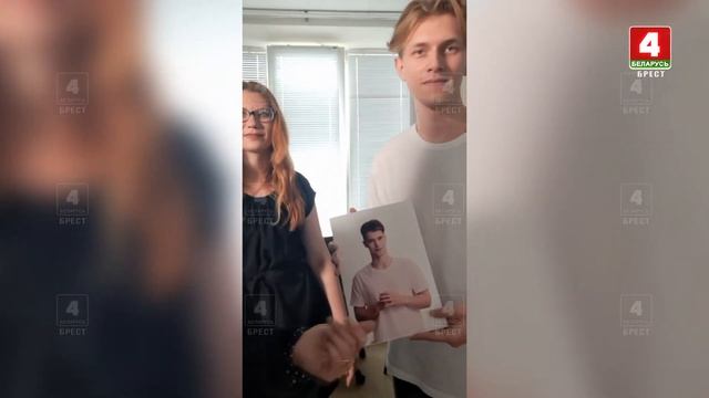 Уникальный сотрудник! смотреть онлайн