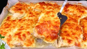 КУРИНАЯ ГРУДКА ПОД СЫРНОЙ ШАПОЧКОЙ