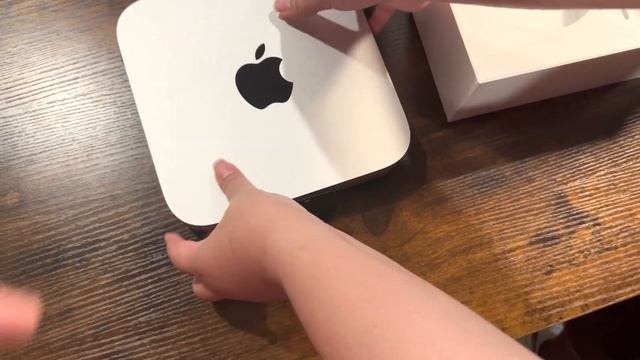 Unboxing the Mac mini with Apple M2 Chip - Powerful Performance in a Compact Design! смотреть онлайн