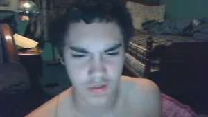 1 guy 2 spoons REACTION(with link)