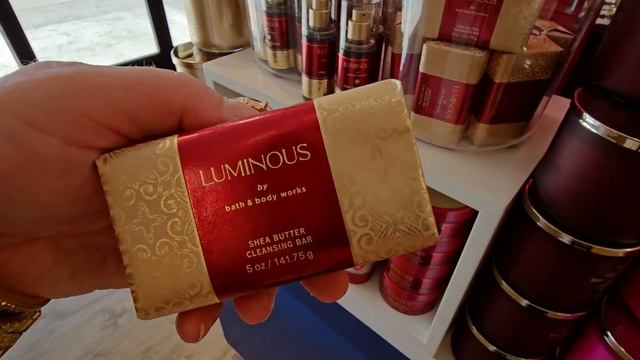 NEW LUMINOUS FLOORSET | * NEW * CHRISTMAS FINDS | Bath & Body Works Store Walk #bathandbodyworks смотреть онлайн