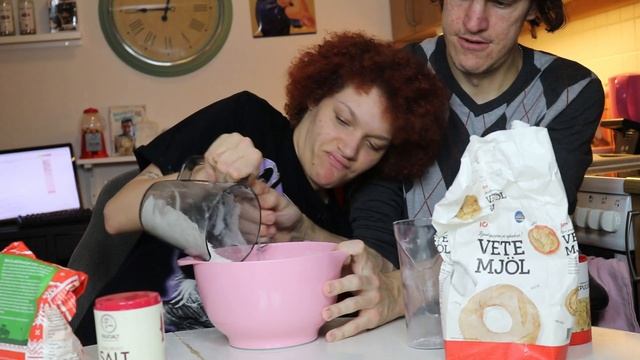 ❌SÅHÄR GÖR MAN INTE NUTELLASEMLOR ❌| Vår semla blev en Big Mac... смотреть онлайн