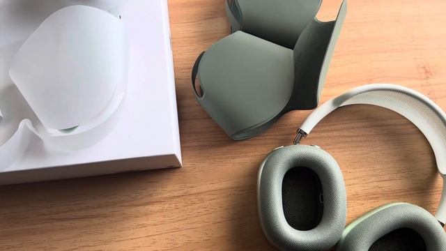Apple - AirPods Max Green unboxing with Engraving #apple #airpodsmax #unboxing #ios #green