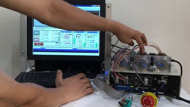 Using GECKODRIVE G540 & Mach3 for CNC-Machine Control - Part 2 смотреть онлайн