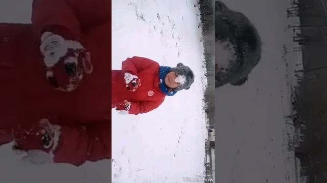 Первый снег! Клип зимние забавы) смотреть онлайн
