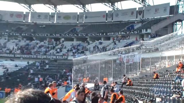 İnönü Son Maç Boş Tribunler смотреть онлайн