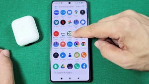 how to pair Airpods with Poco F5 and see battery status