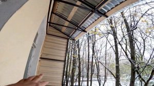 Установка крыши на балкон своими руками/Замена крыши над балконом/Ремонт крыши балкона в Москве