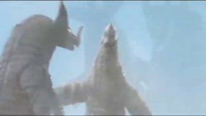 Pertarungan Monster : Gomora VS Red king