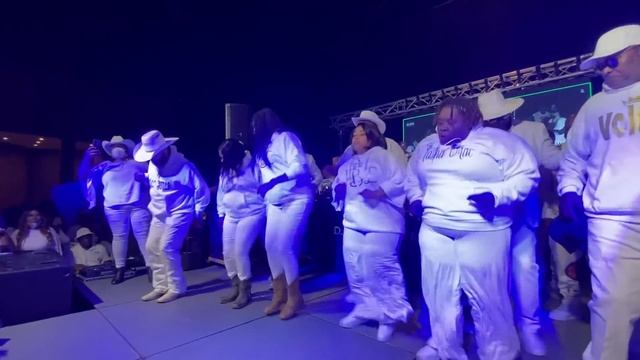 Jeter Jones ft Tasha Mac смотреть онлайн