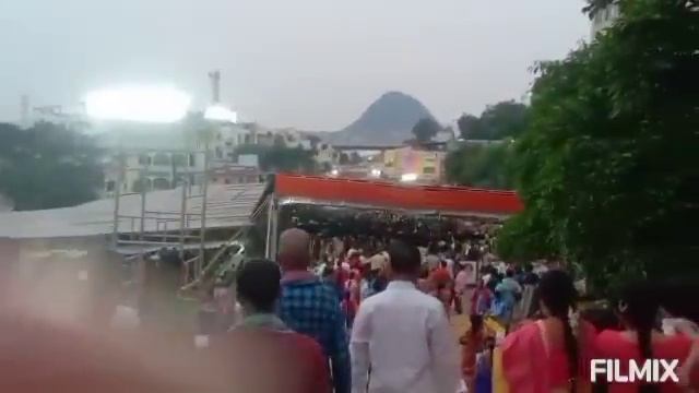 రాశి కాళ్ళ కింద భూమి బద్దలయ్యేలా చేసిన హారిక అసలేం జరిగింది? смотреть онлайн