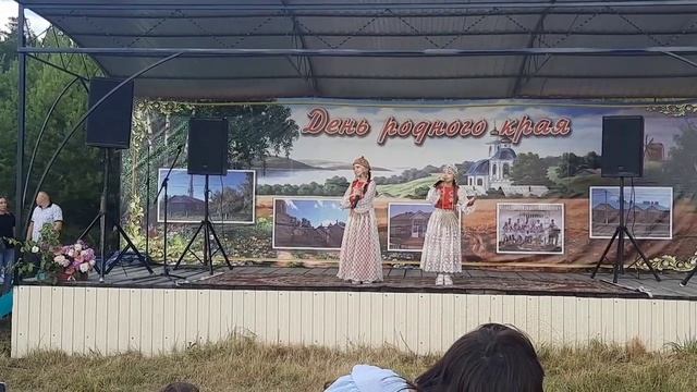 Песня Линка-Линка в исполнении Софии и Стефании смотреть онлайн