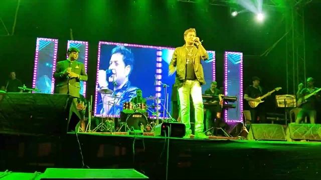 Ye Kaali Kaali Aankhen | Kumar Sanu | Mac Versatile Live | Full Video смотреть онлайн