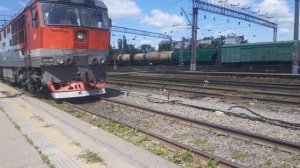 Сцепка тепловоза ТЭП70 0489 к пассажирскому поезду№251 на ст  Елец Юго Восточная ж.д