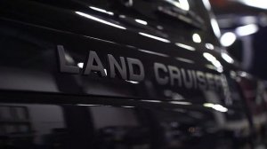 Сравниваем оригинальный Ленд Крузер 300 с нашим рестайлингом в стиль Land Cruiser 200