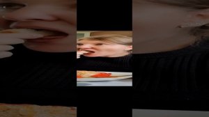 МУКБАНГ. ФАРШИРОВАННЫЕ ПЕРЧИКИ😋