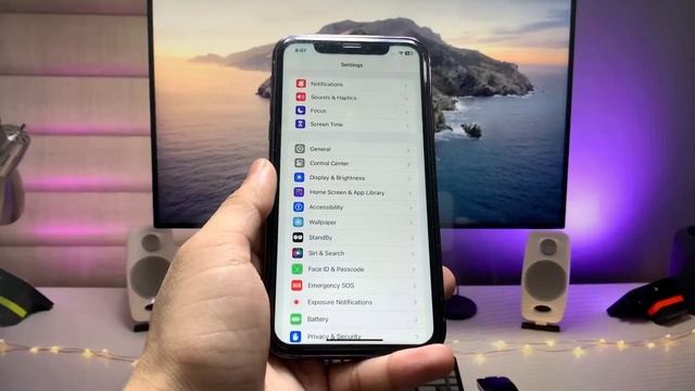 iPhone XR - iOS 17 Beta 8 New Big Features & Changes (iPhone XR) смотреть онлайн