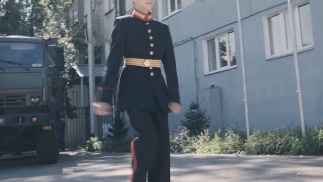 Первые дни Иркутских Суворовцев. Получение формы, заселение в училище, прибитие знамени ИрСВУ