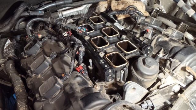 Jeep Grand Cherokee burnt oil smell fix - how to replace oil cooler/oil filter housing - oil leak смотреть онлайн