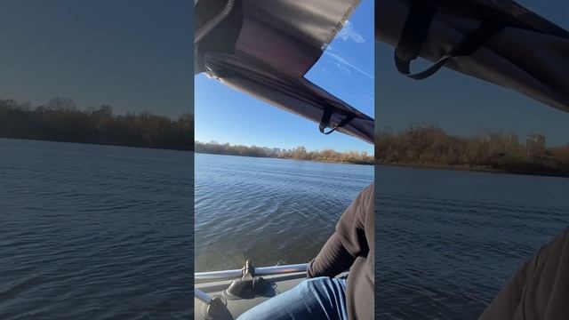 На воде тент ходовой Таймень NX 3600