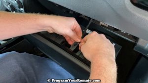 2018 - 2021 Jeep Compass Cabin Air Filter - How To Change Replace Remove Location A/C AC Air Filter