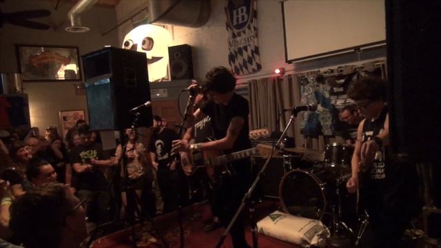 Worriers - FEST 16 • Fleetwood Mac Cover Set • 10.28.17 смотреть онлайн