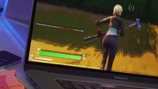 How Well Can You Game on a MacBook Pro in 2020? | 5500M vs. 5600M 16" MBP Graphics Card Option смотреть онлайн