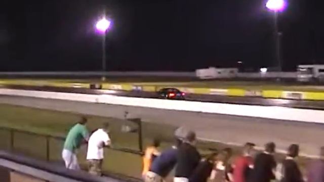 Runt vs. Caliber SRT-4 смотреть онлайн